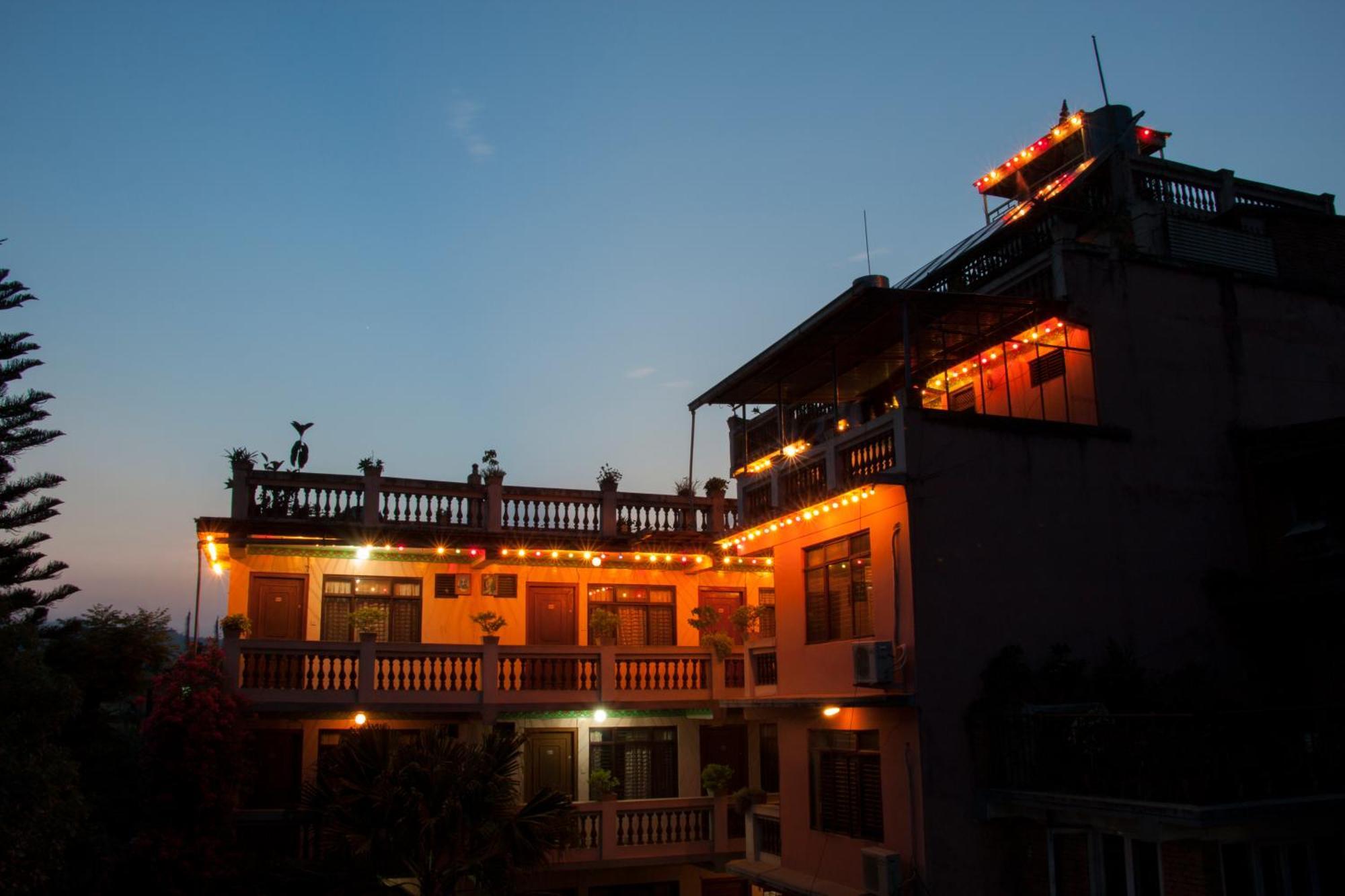 Hotel Metropolitan Kantipur Kathmandu Exterior photo
